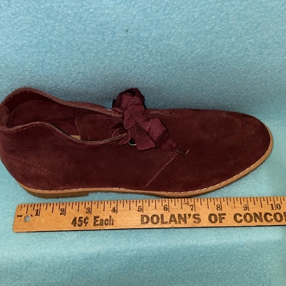 ISAAC MIZRAHI LIVE CHUKKA  Imzoe leather suede upper merlot purple NEW size 7M
